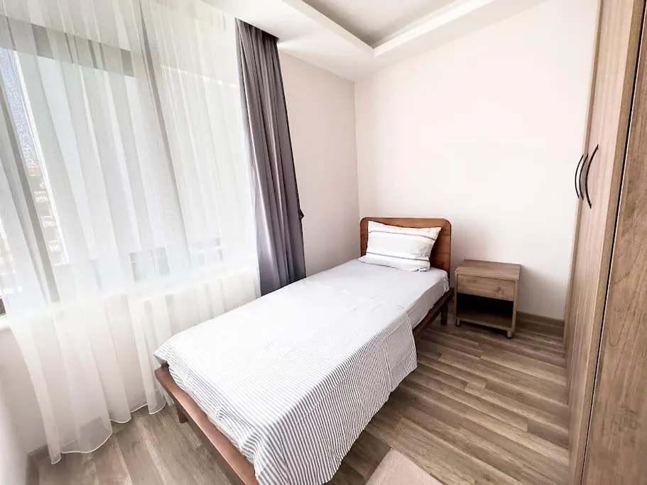 106-Large Appartement Ankara